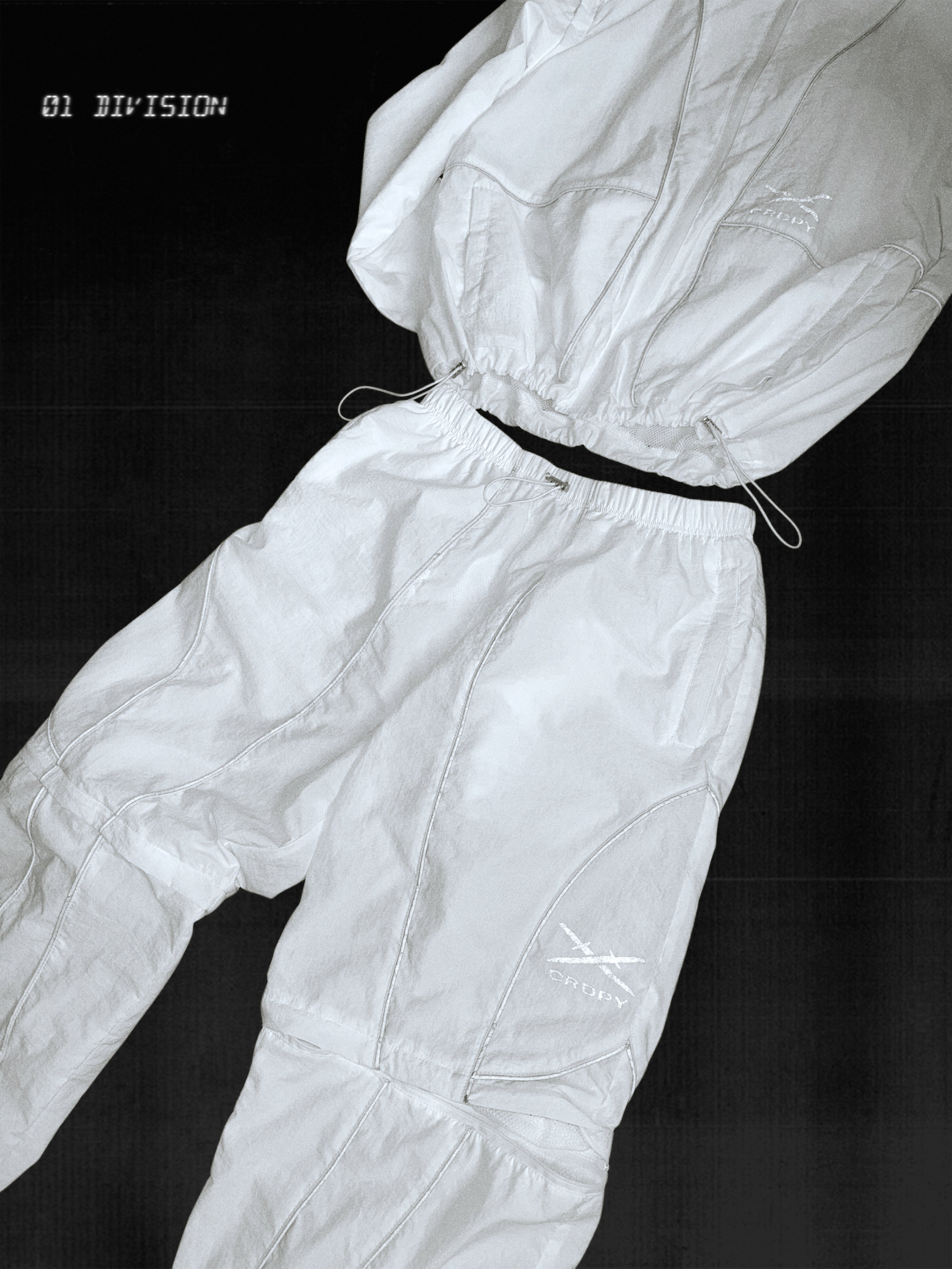CRD TRACKSUIT ( WHITE ) NYLON